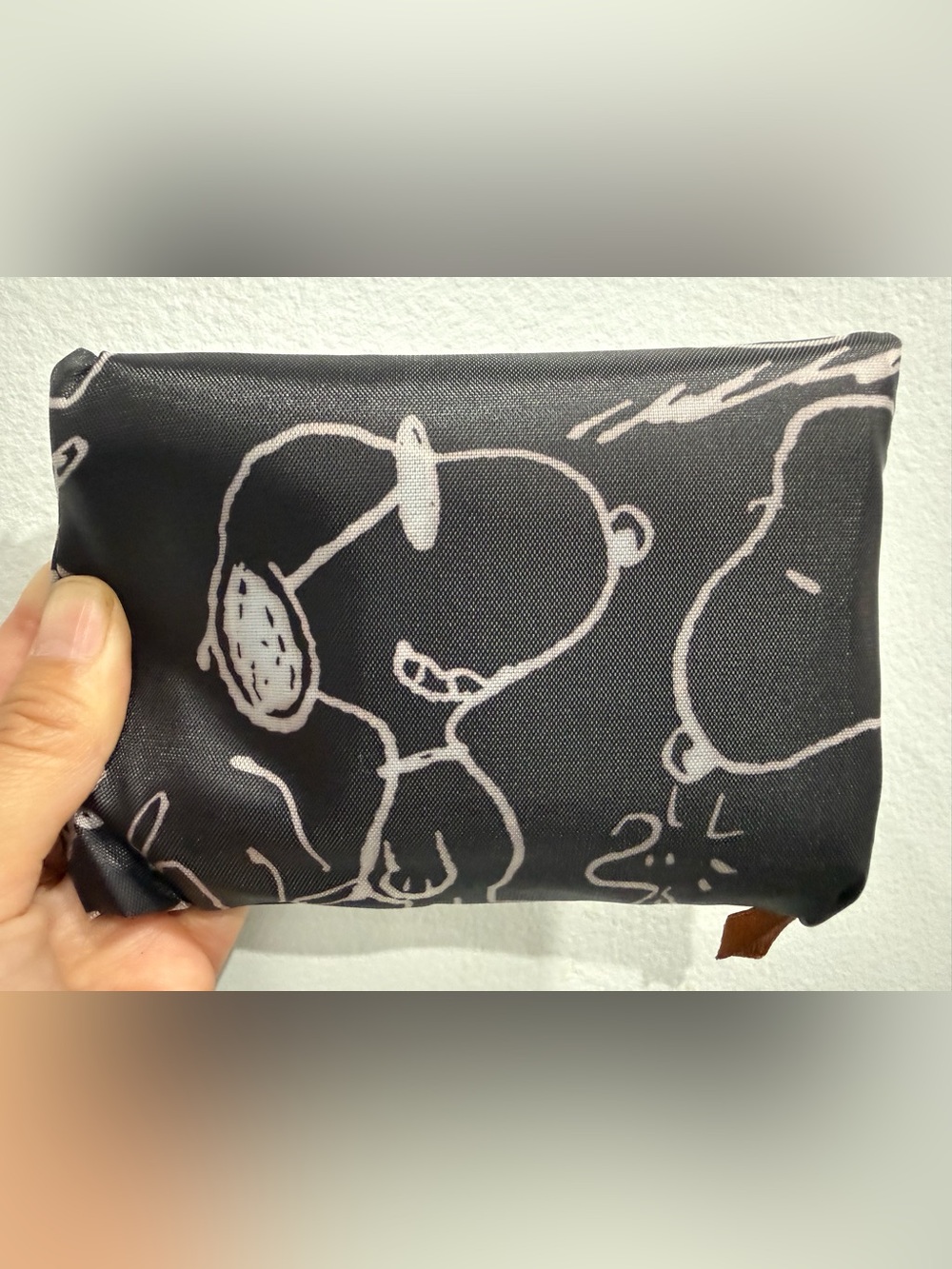 Snoopy Large Capacity Foldable Shopping Bag 15x20inches - Picture 2 of 3